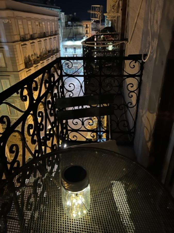 La Porta Accanto Наполи Екстериор снимка